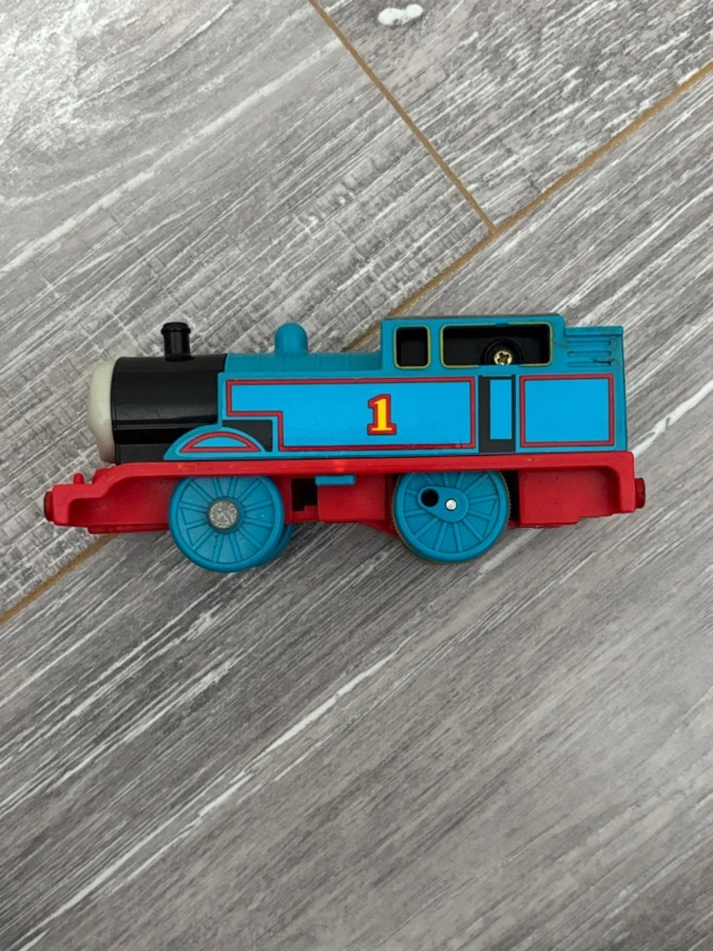 Motorized TOMY Thomas 1992 - WORKS!
